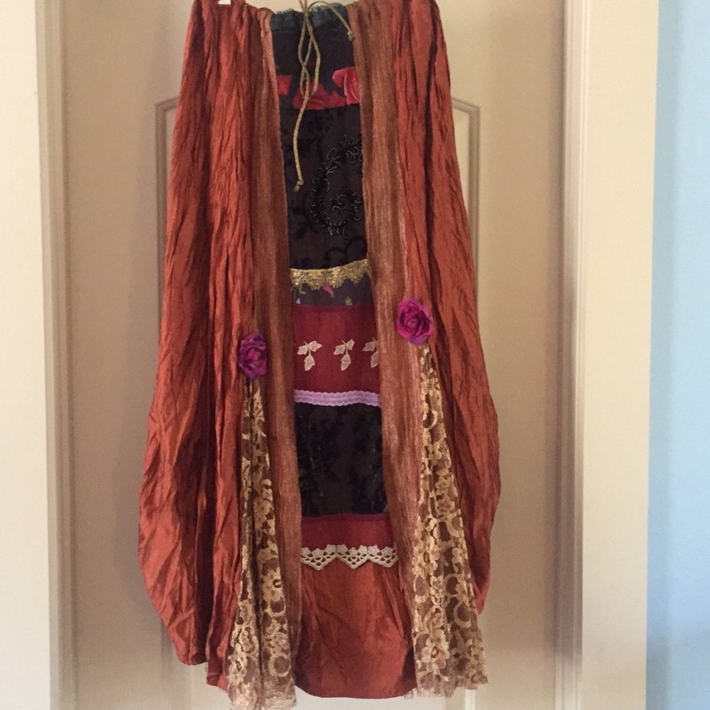 Patchwork velvet lace and flowers skirt